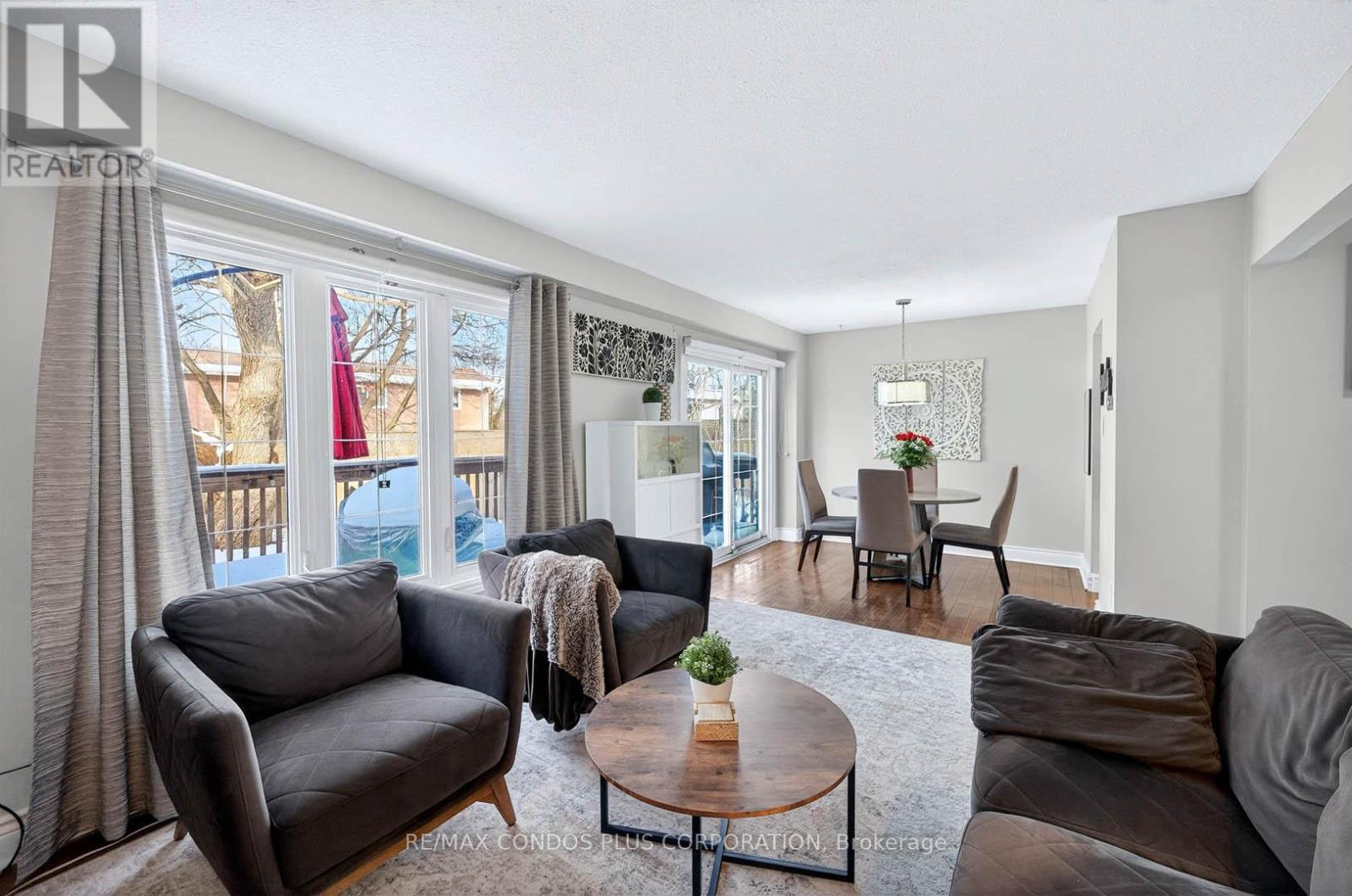 6956 Cadiz Crescent, Mississauga, Ontario  L5N 1Y4 - Photo 5 - W12801722