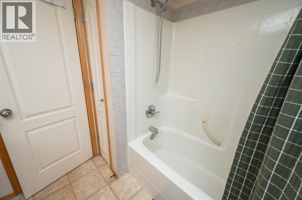 6209 Orr Drive, Red Deer, Alberta  T4P 4C1 - Photo 18 - A2284888