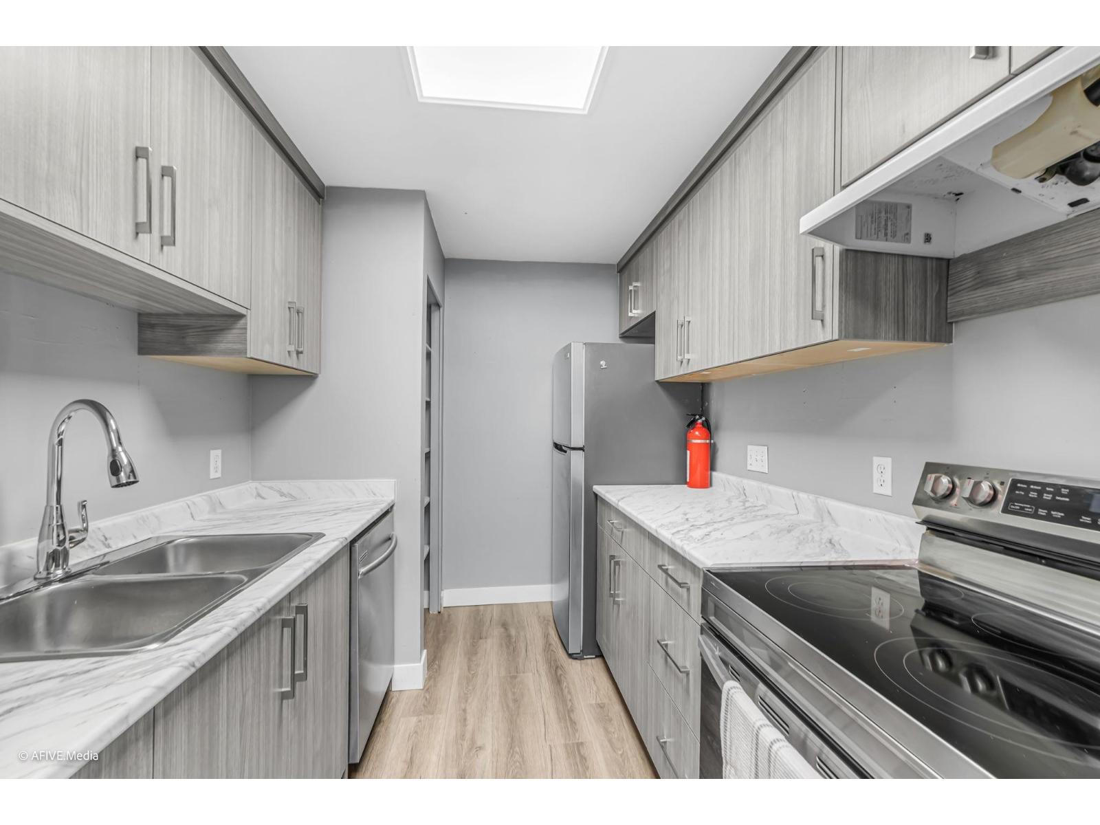 204 32950 Amicus Place, Abbotsford, British Columbia  V2S 6G9 - Photo 7 - R3092488