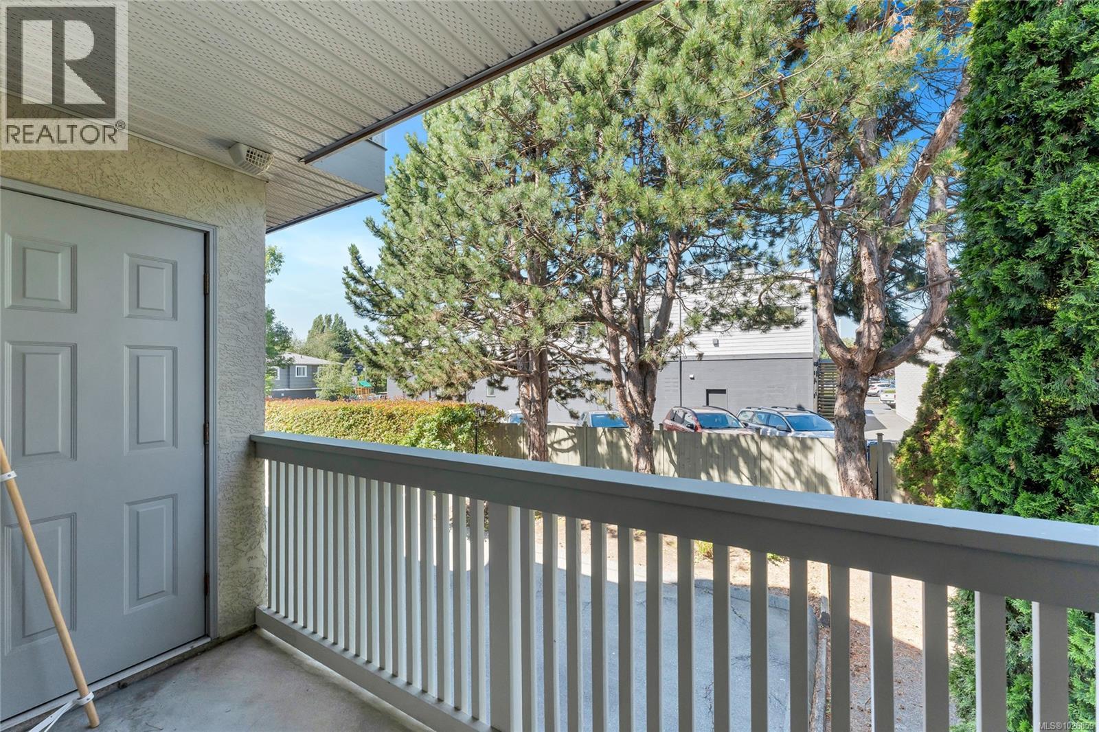 3014 Scott St, Victoria, British Columbia V8R 4J8 - Photo 16 - 1026859