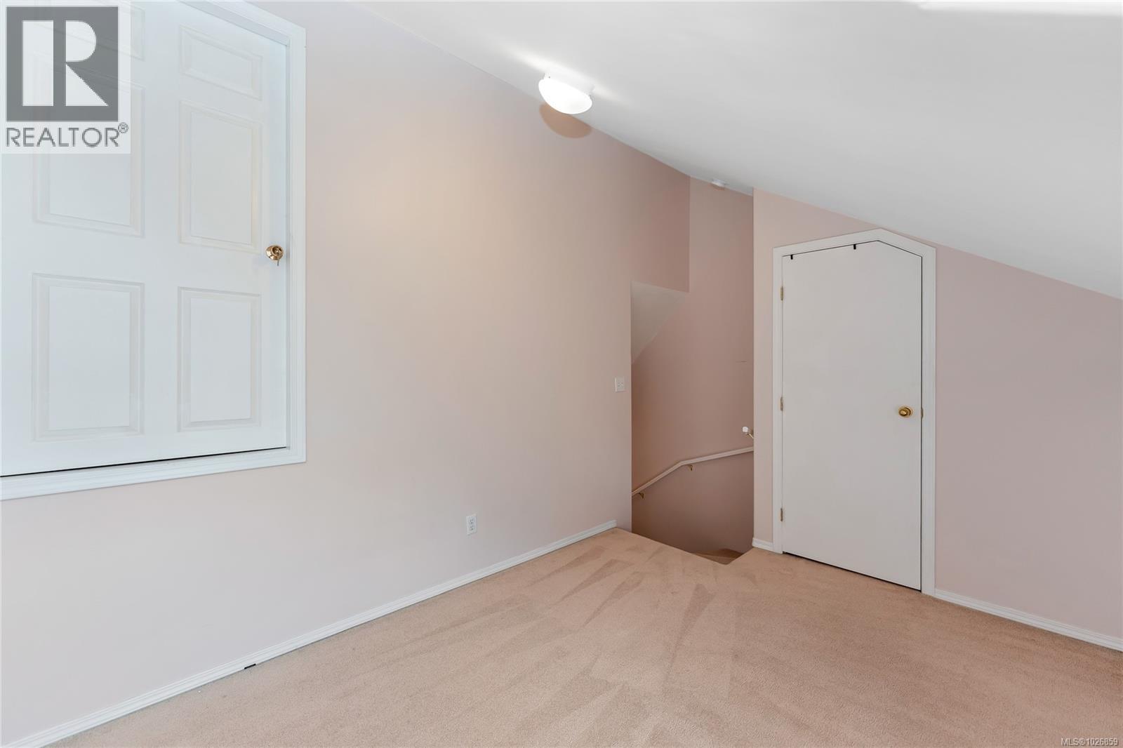 3014 Scott St, Victoria, British Columbia V8R 4J8 - Photo 28 - 1026859