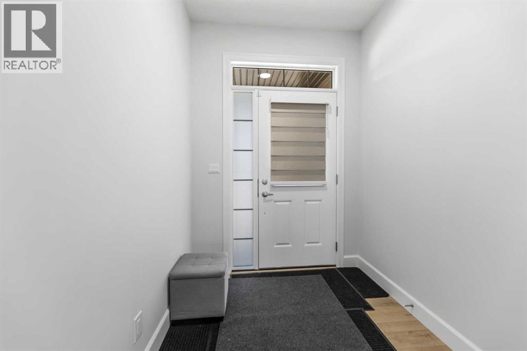 1116 Southwinds Green Sw, Airdrie, Alberta  T4B 5S3 - Photo 4 - A2287869