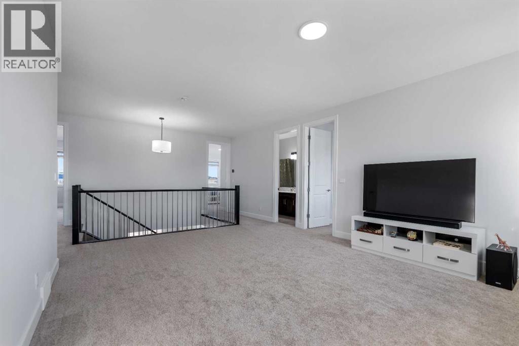 1116 Southwinds Green Sw, Airdrie, Alberta  T4B 5S3 - Photo 24 - A2287869