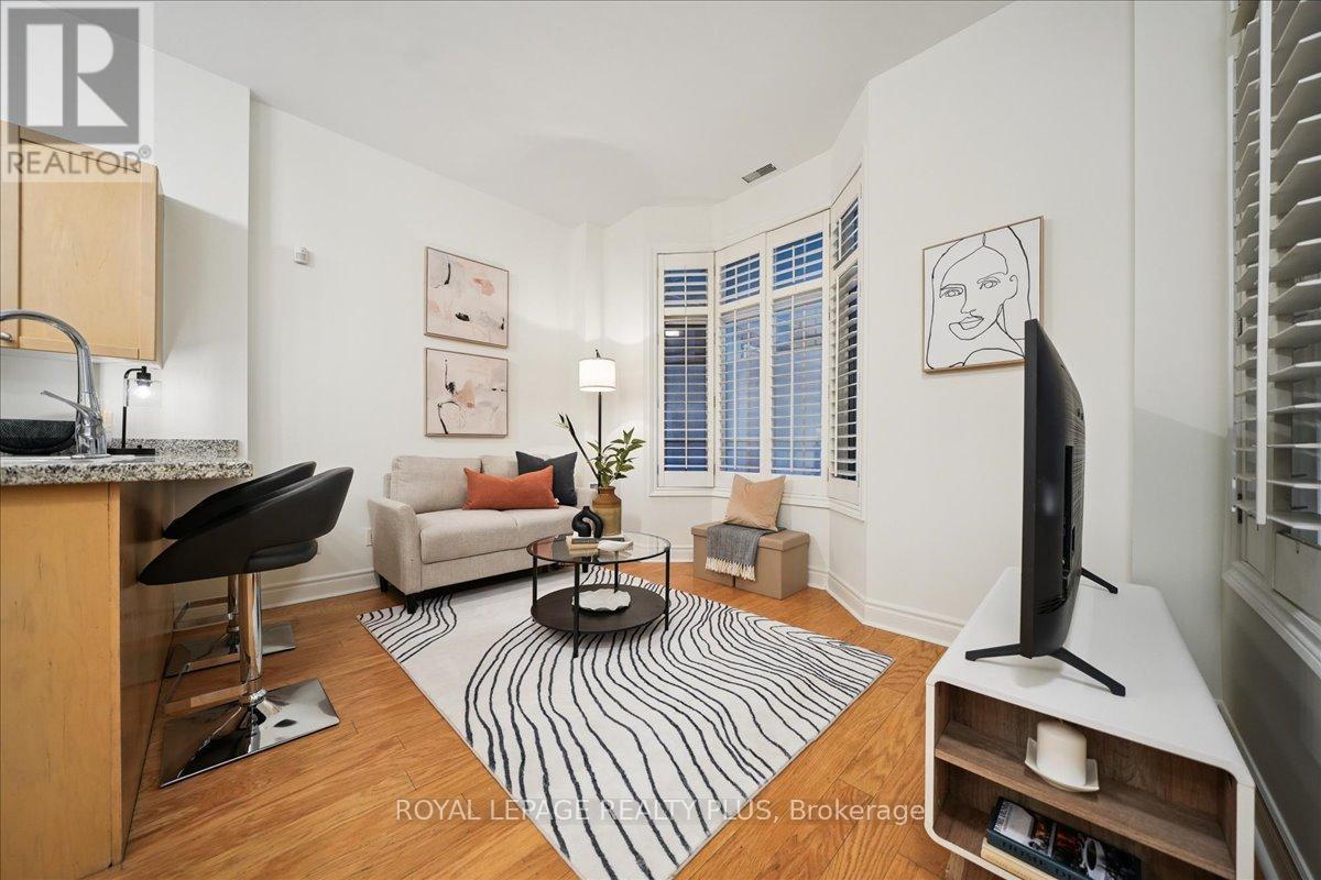 121 - 71 Mccaul Street, Toronto, Ontario  M5T 2X1 - Photo 16 - C12816724