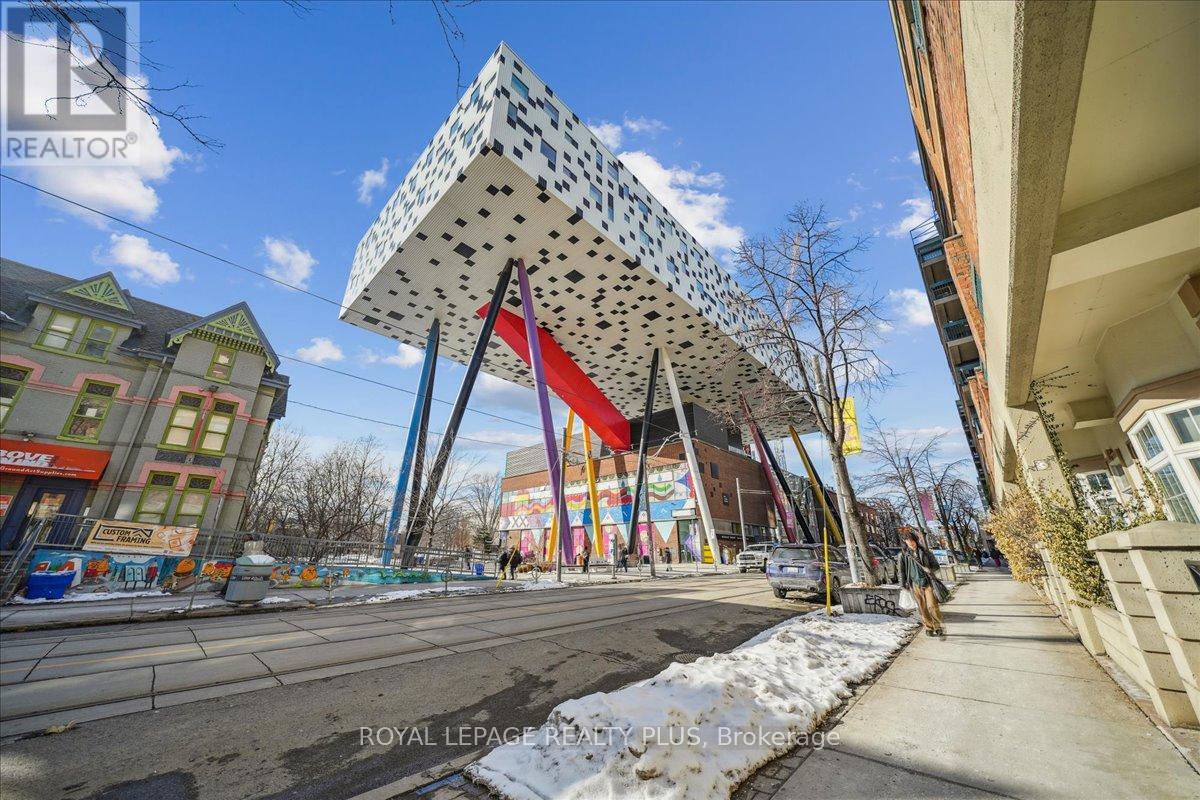 121 - 71 Mccaul Street, Toronto, Ontario  M5T 2X1 - Photo 32 - C12816724