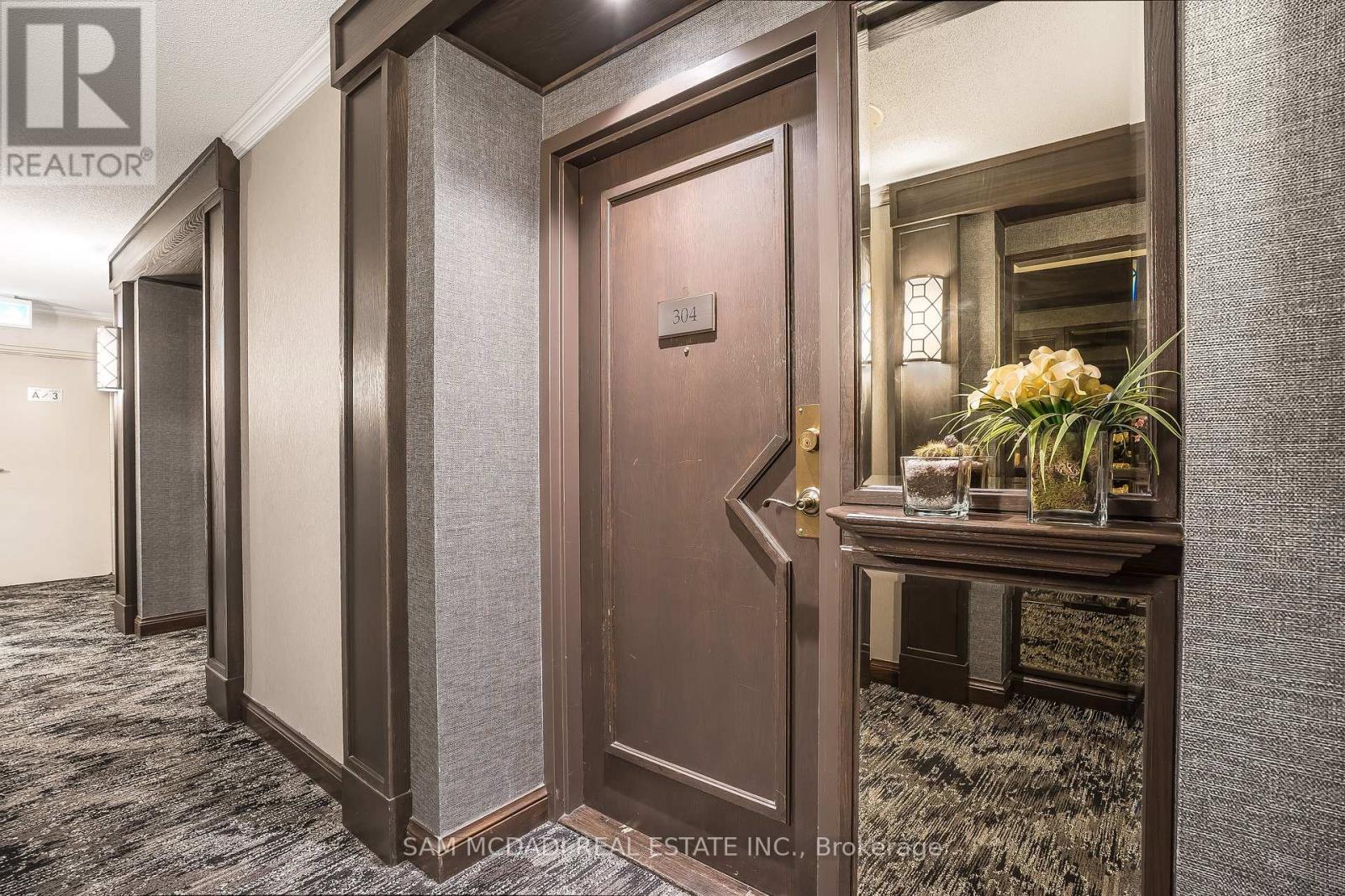 304 - 5444 Yonge Street, Toronto, Ontario  M2N 6J4 - Photo 3 - C12816756