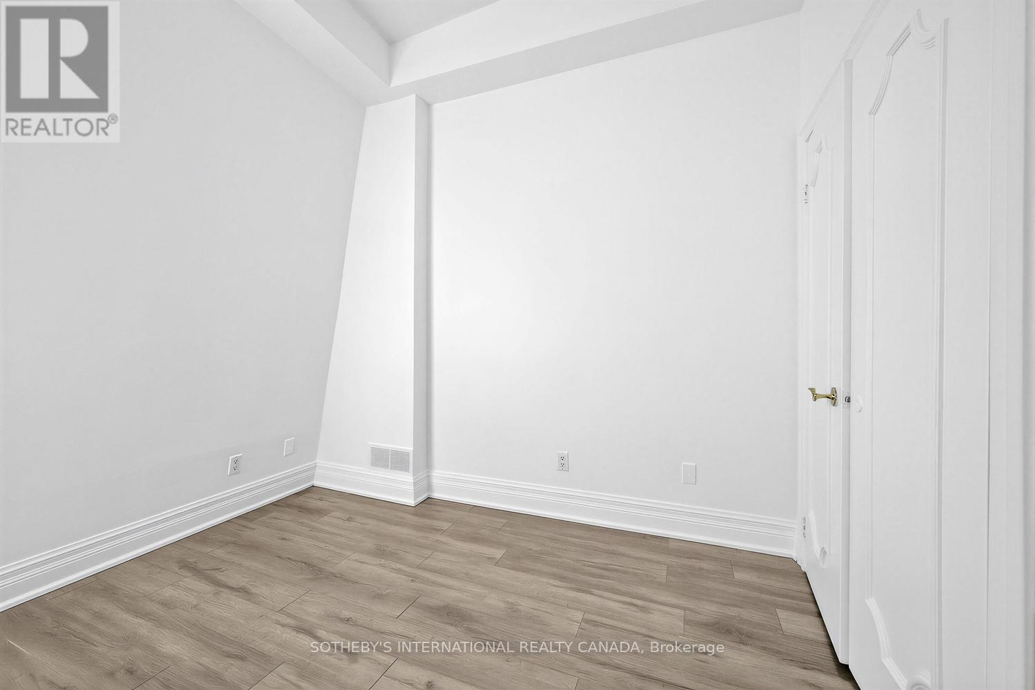 3 - 212 Carlton Street, Toronto, Ontario  M5A 2L1 - Photo 20 - C12816774