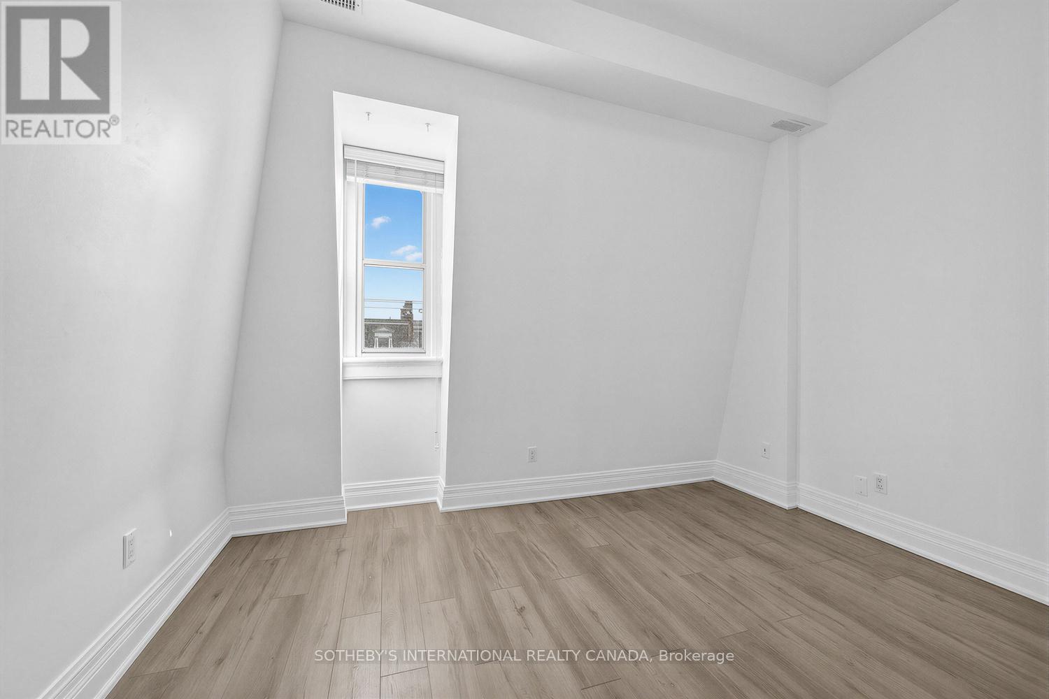 3 - 212 Carlton Street, Toronto, Ontario  M5A 2L1 - Photo 22 - C12816774