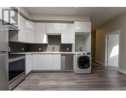 1 - 400 QUEEN STREET W, Toronto, Ontario