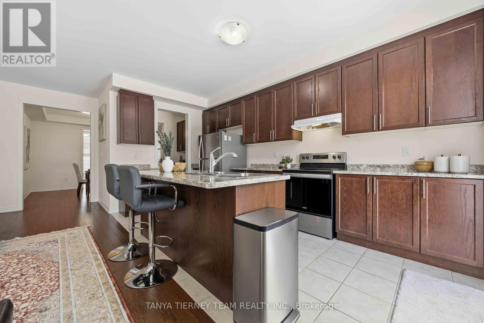 34 Mulgrave Street, Whitby, Ontario  L1P 0J9 - Photo 14 - E12816782