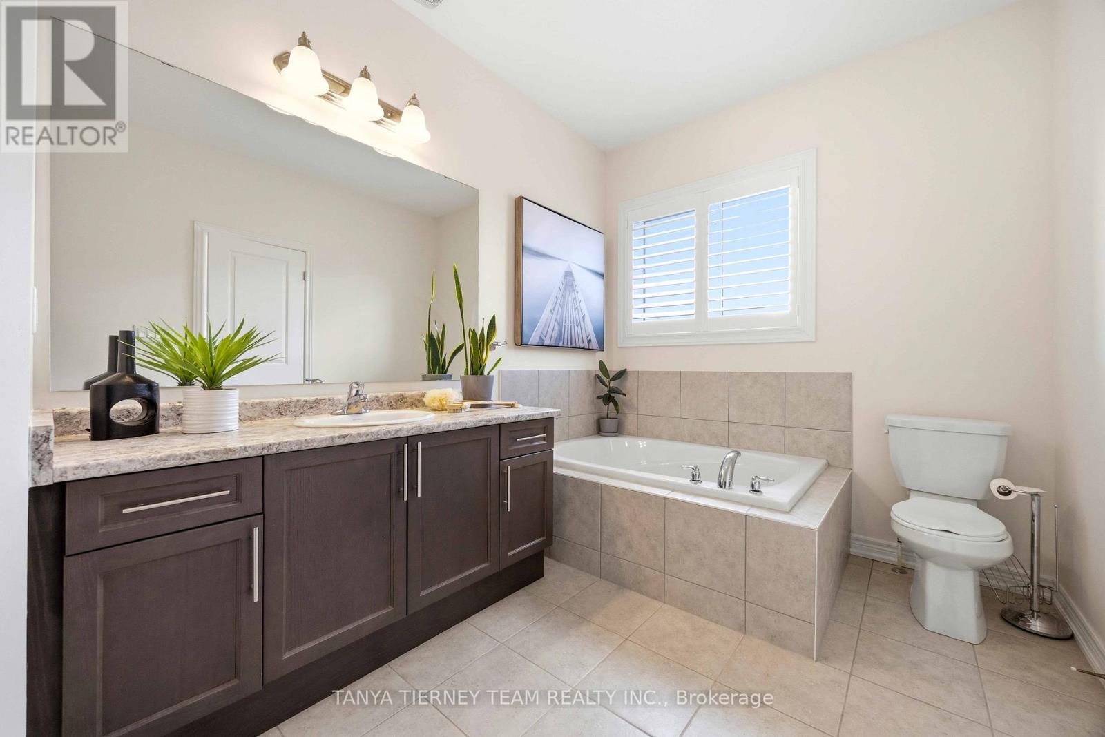 34 Mulgrave Street, Whitby, Ontario  L1P 0J9 - Photo 28 - E12816782