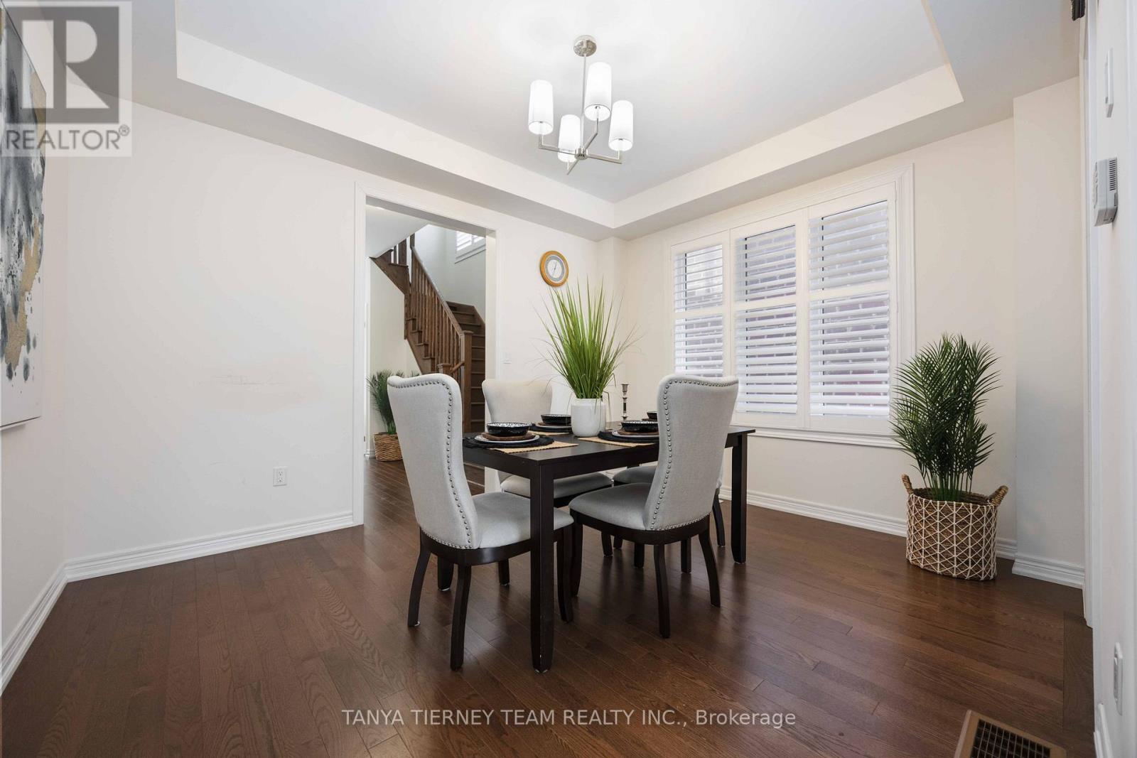 34 Mulgrave Street, Whitby, Ontario  L1P 0J9 - Photo 7 - E12816782