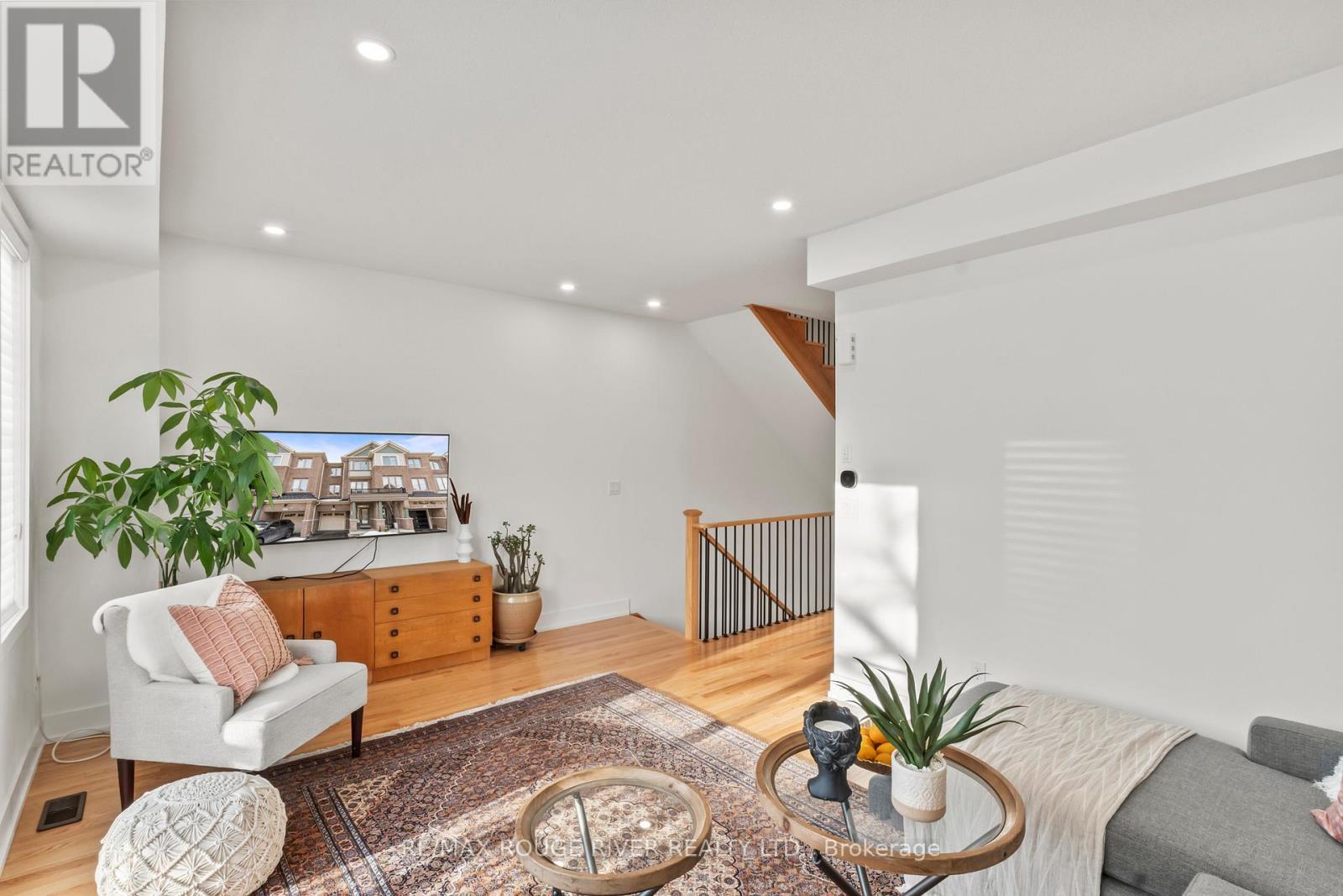 22 Waterside Way, Whitby, Ontario  L1N 0N1 - Photo 13 - E12816840