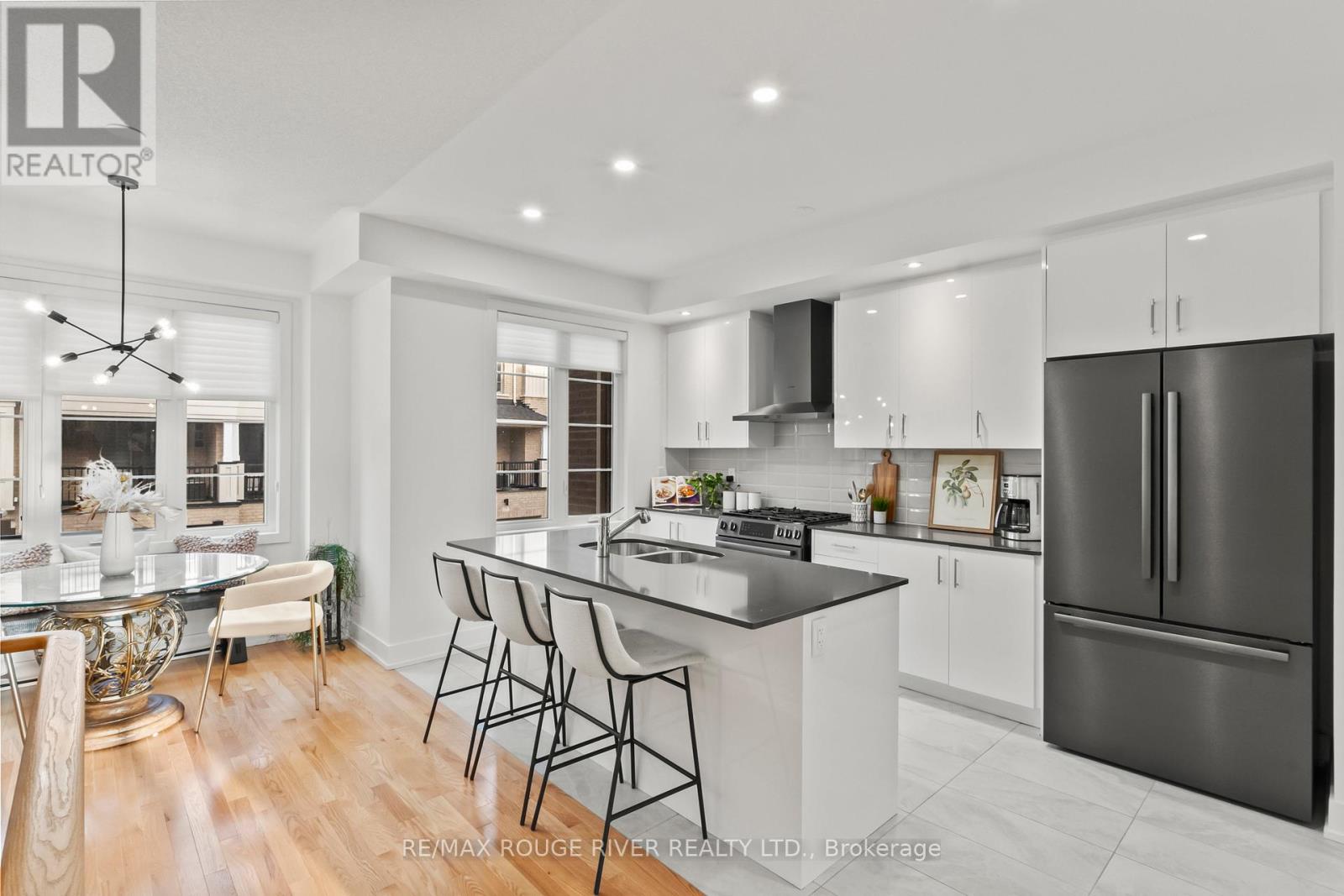 22 Waterside Way, Whitby, Ontario  L1N 0N1 - Photo 14 - E12816840