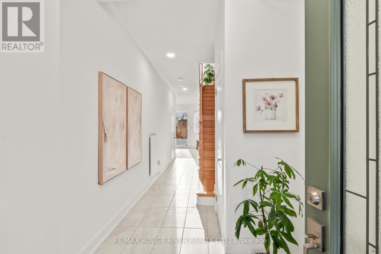 22 Waterside Way, Whitby, Ontario  L1N 0N1 - Photo 2 - E12816840