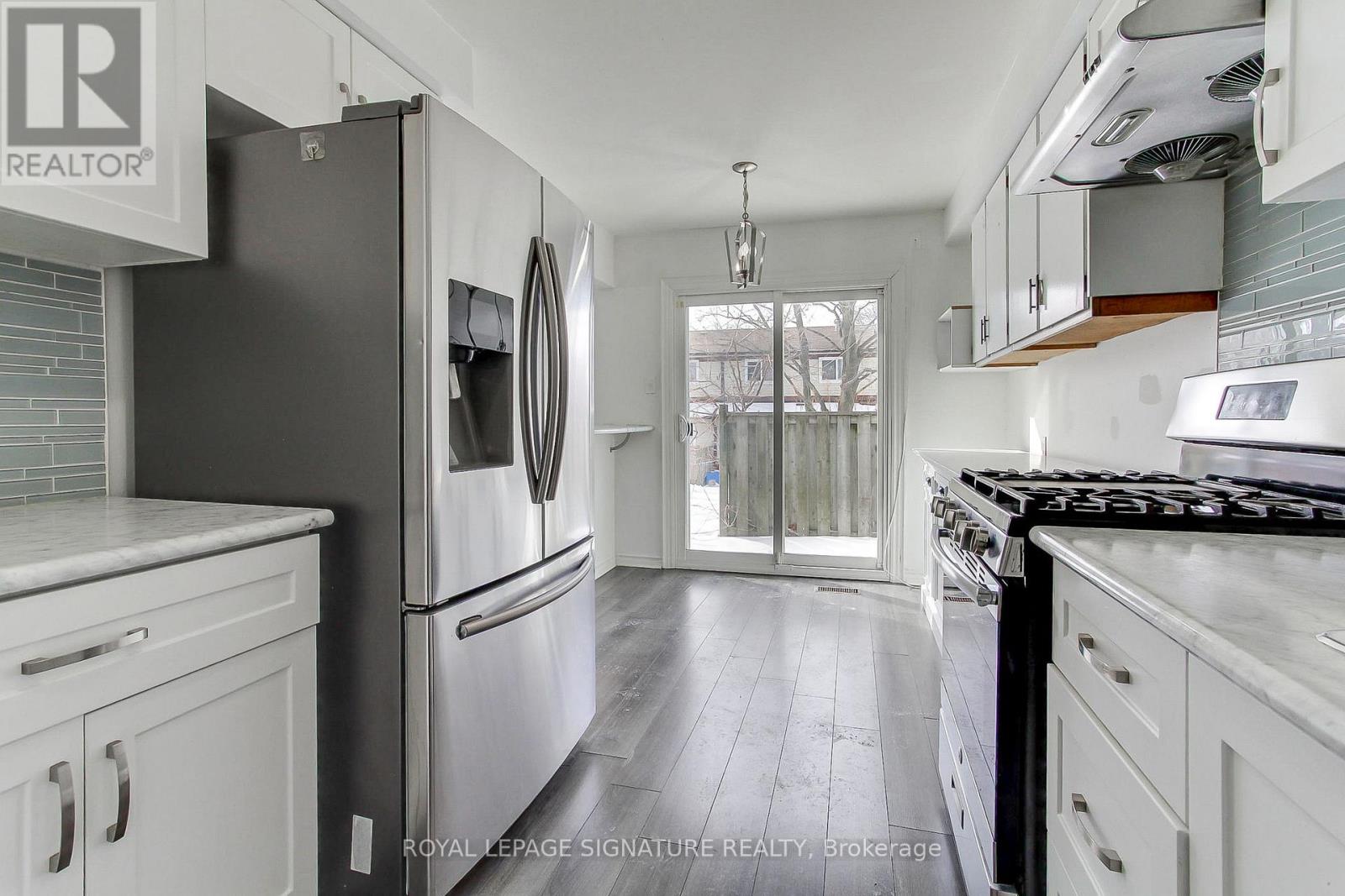 17 - 31 Parker Crescent, Ajax, Ontario  L1S 3R4 - Photo 12 - E12816884