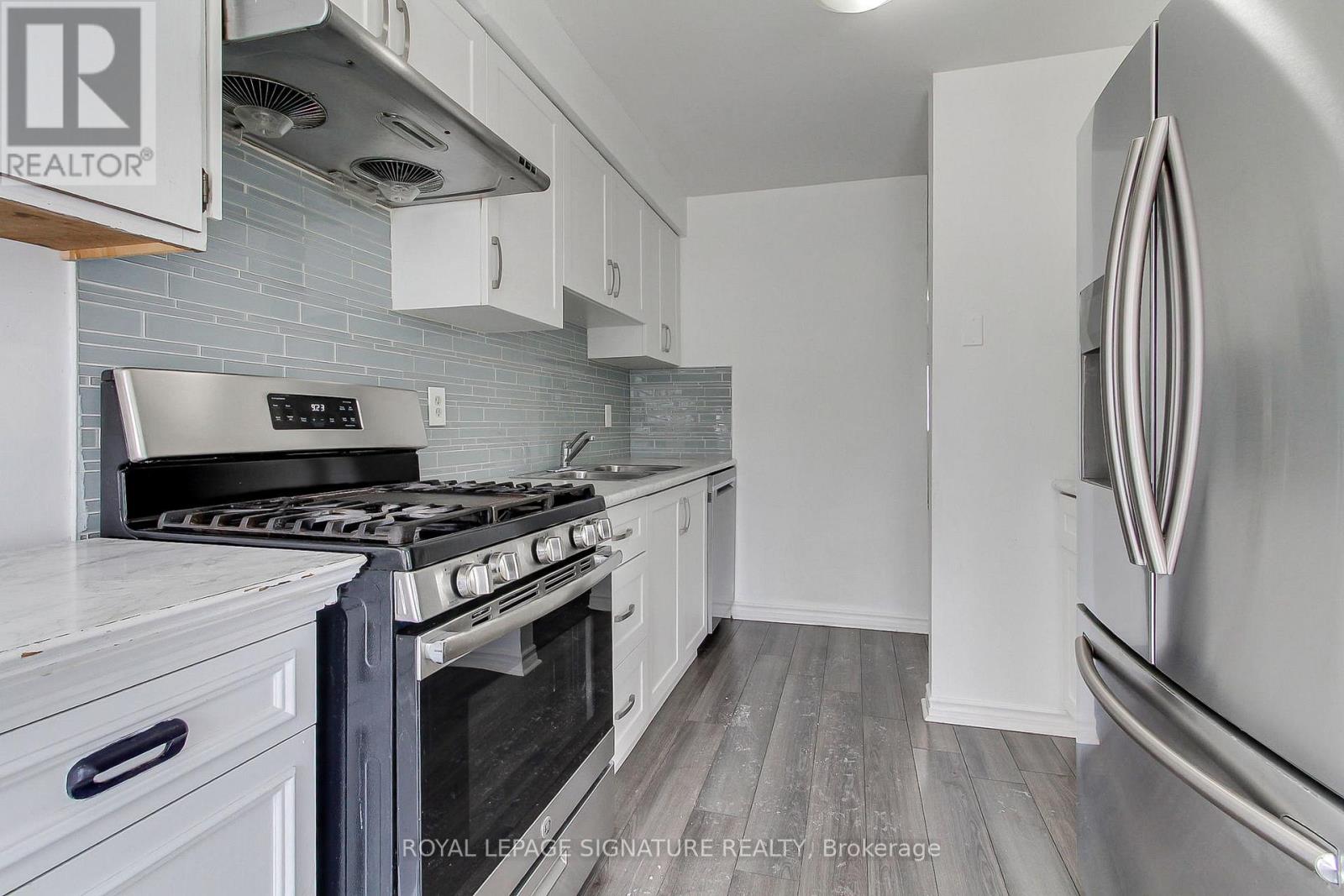 17 - 31 Parker Crescent, Ajax, Ontario  L1S 3R4 - Photo 9 - E12816884