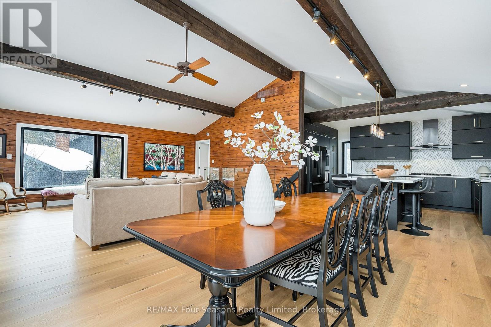 131 Chamonix Crescent, Blue Mountains, Ontario  L9Y 0S7 - Photo 16 - X12804762