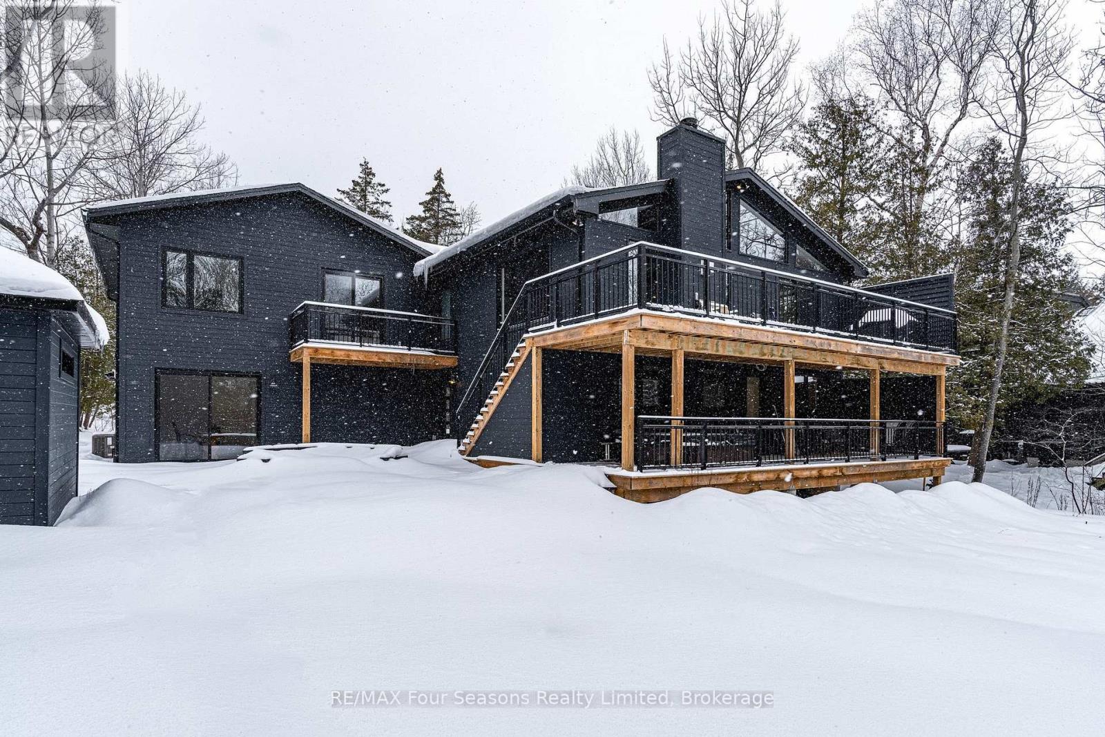 131 Chamonix Crescent, Blue Mountains, Ontario  L9Y 0S7 - Photo 2 - X12804762