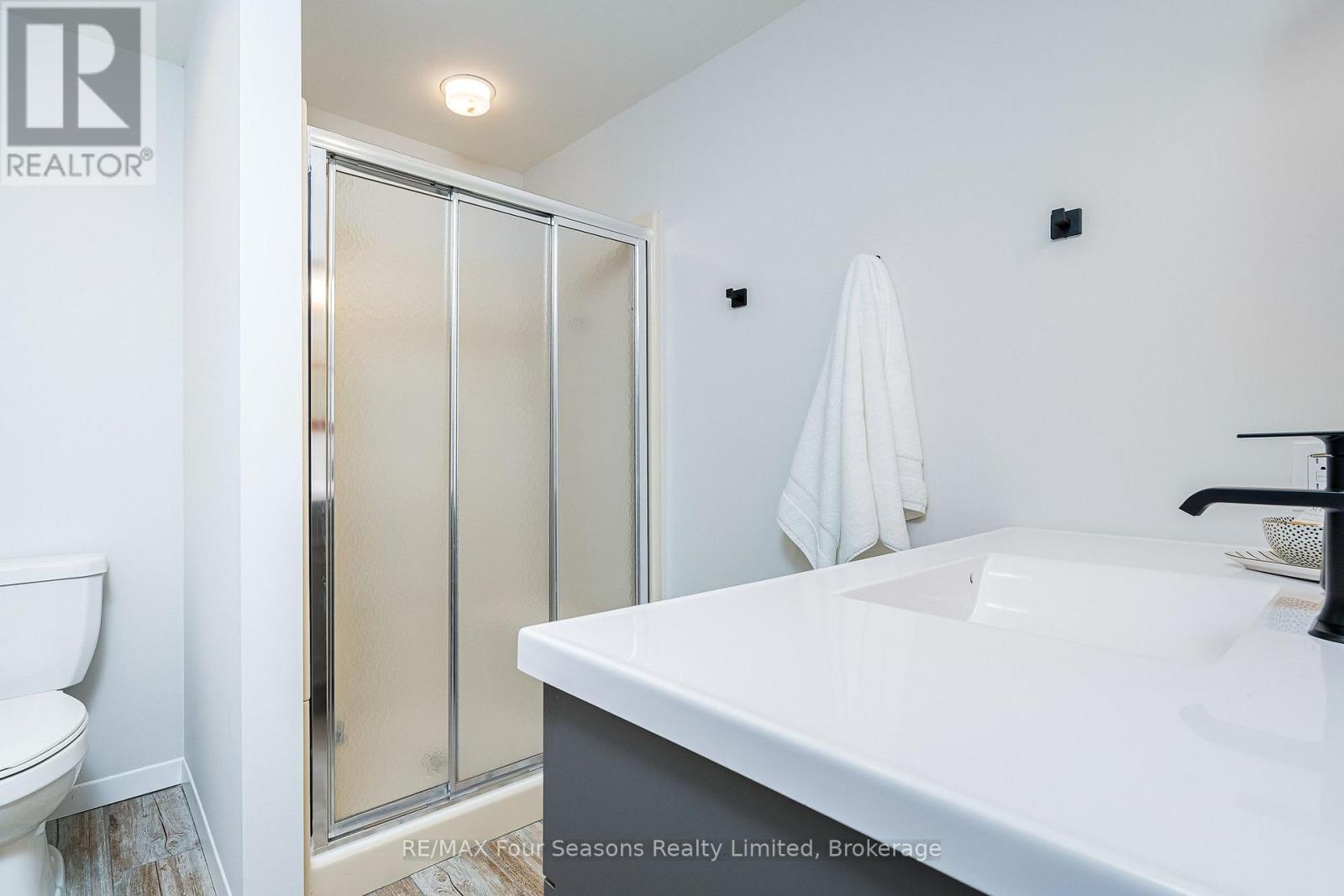 131 Chamonix Crescent, Blue Mountains, Ontario  L9Y 0S7 - Photo 38 - X12804762