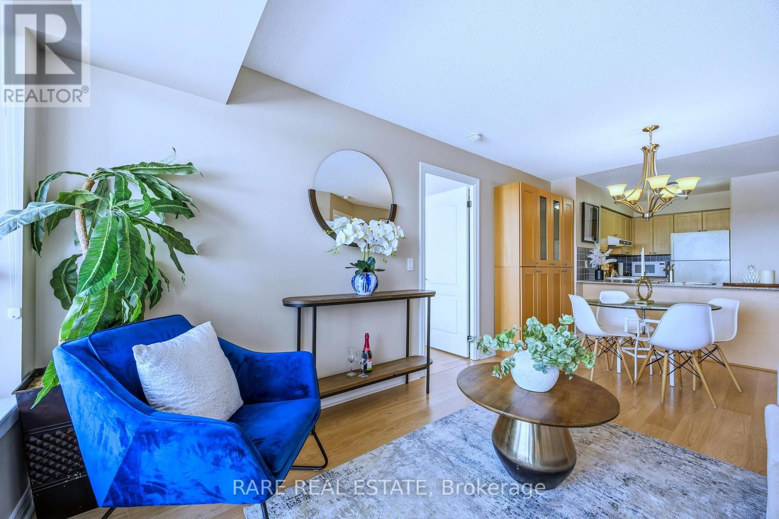 506 - 15 North Park Road, Vaughan, Ontario L4J 0C9 - Photo 3 - N12816708