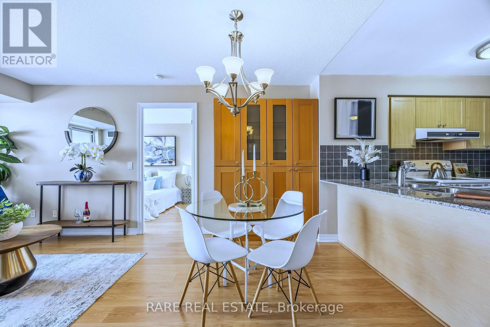 506 - 15 North Park Road, Vaughan, Ontario L4J 0C9 - Photo 5 - N12816708