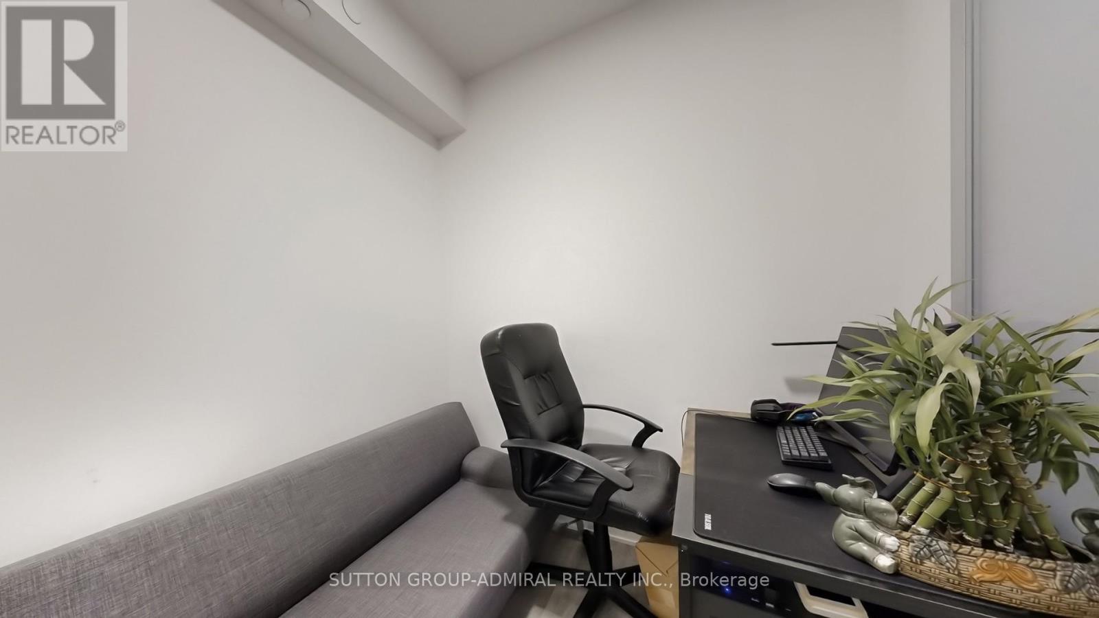 B-325 - 50 Upper Mall Way, Vaughan, Ontario  L4J 4P8 - Photo 13 - N12816726