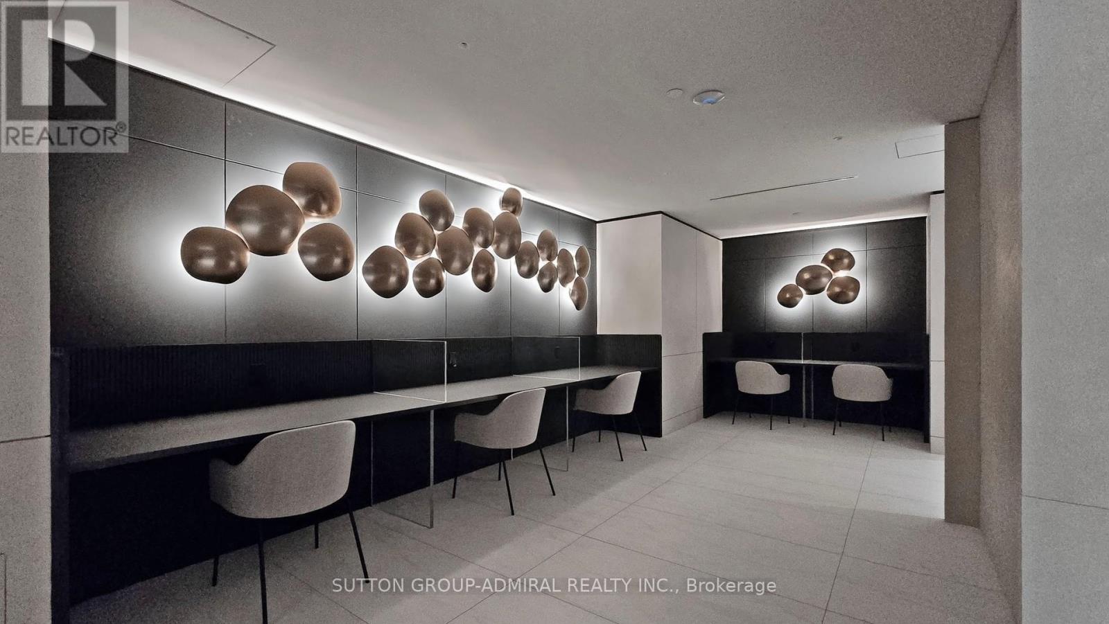 B-325 - 50 Upper Mall Way, Vaughan, Ontario  L4J 4P8 - Photo 18 - N12816726