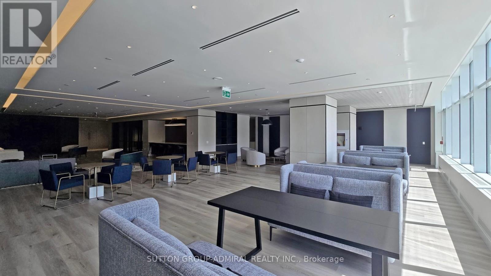 B-325 - 50 Upper Mall Way, Vaughan, Ontario  L4J 4P8 - Photo 19 - N12816726