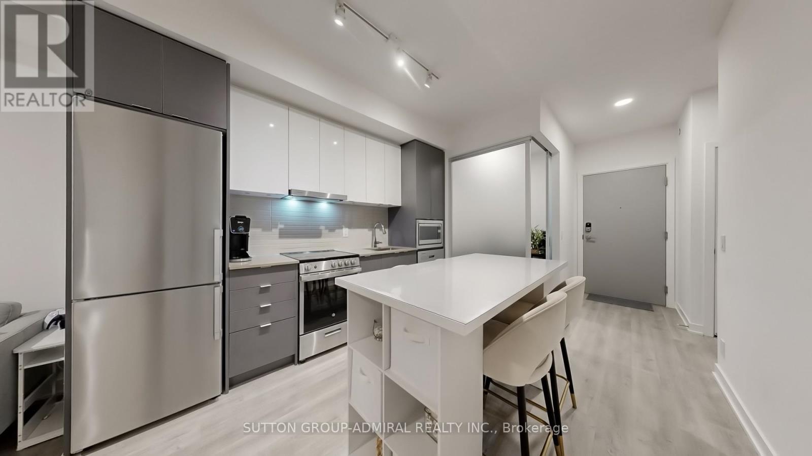 B-325 - 50 Upper Mall Way, Vaughan, Ontario  L4J 4P8 - Photo 8 - N12816726