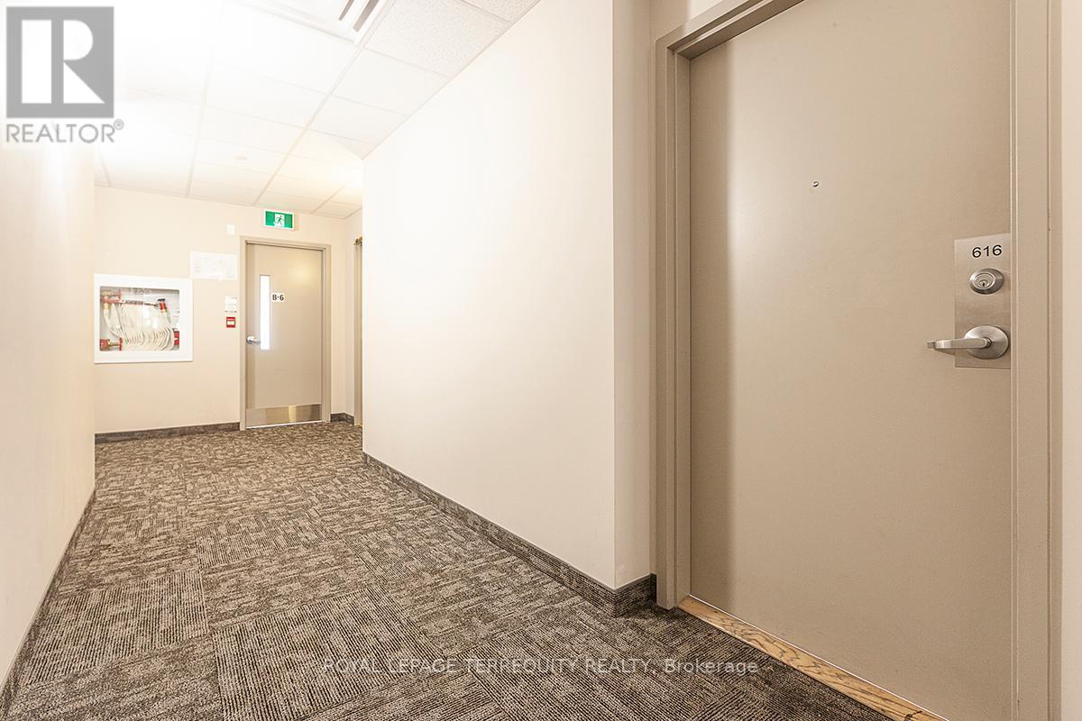 616 - 39 New Delhi Drive, Markham, Ontario  L3S 0E1 - Photo 4 - N12816730