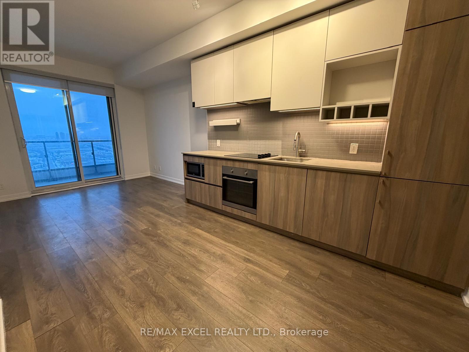 2915 - 950 PORTAGE PARKWAY, vaughan (vaughan corporate centre), Ontario