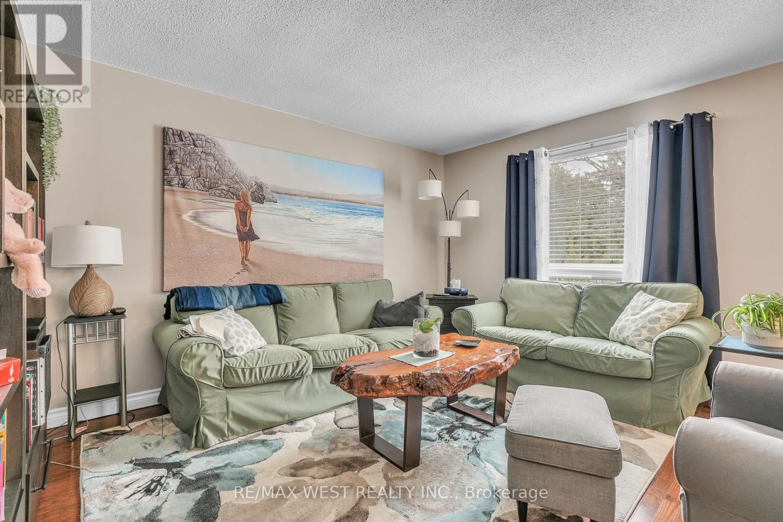 172 Queen Street, New Tecumseth, Ontario  L9R 1K2 - Photo 2 - N12816776