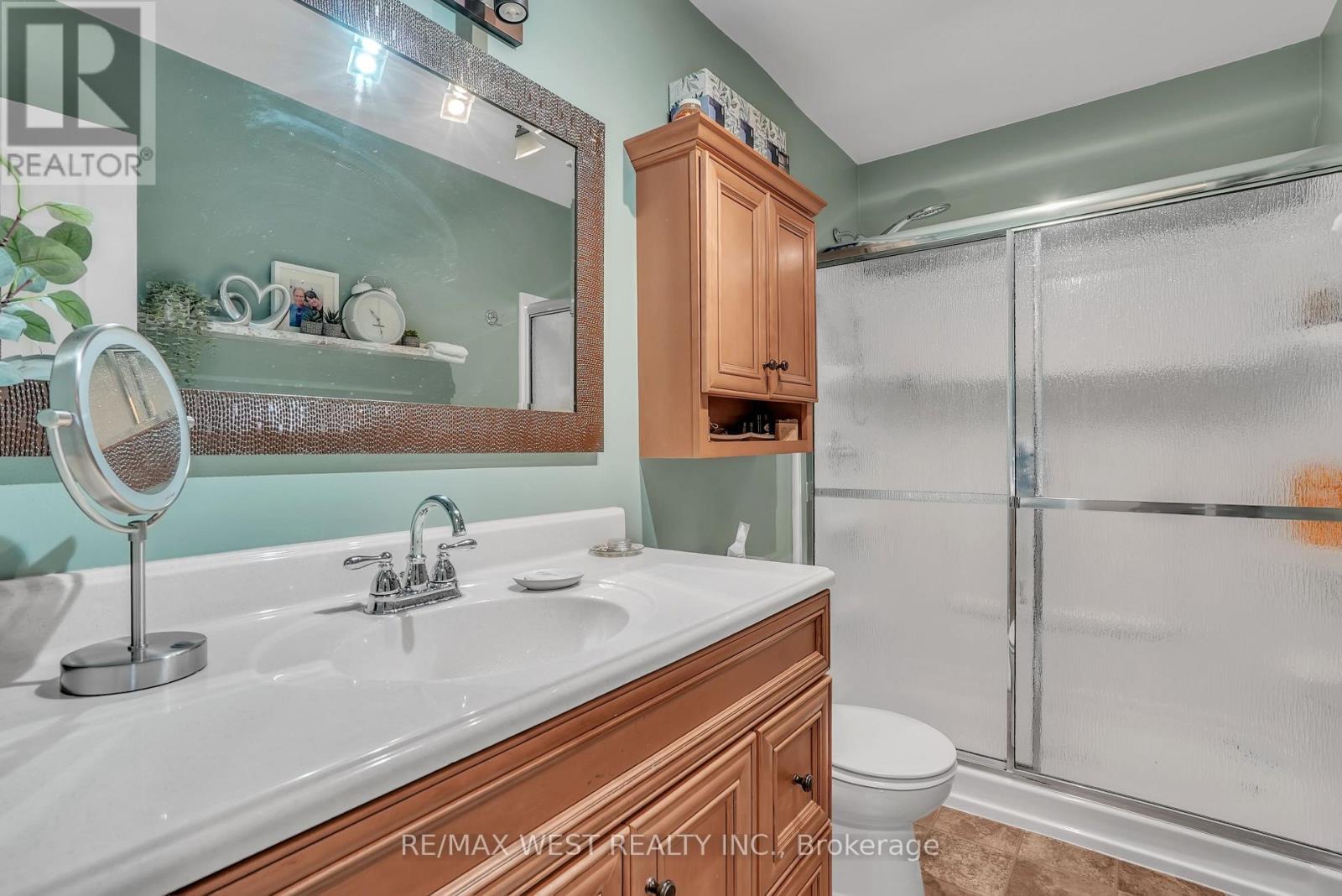 172 Queen Street, New Tecumseth, Ontario  L9R 1K2 - Photo 7 - N12816776