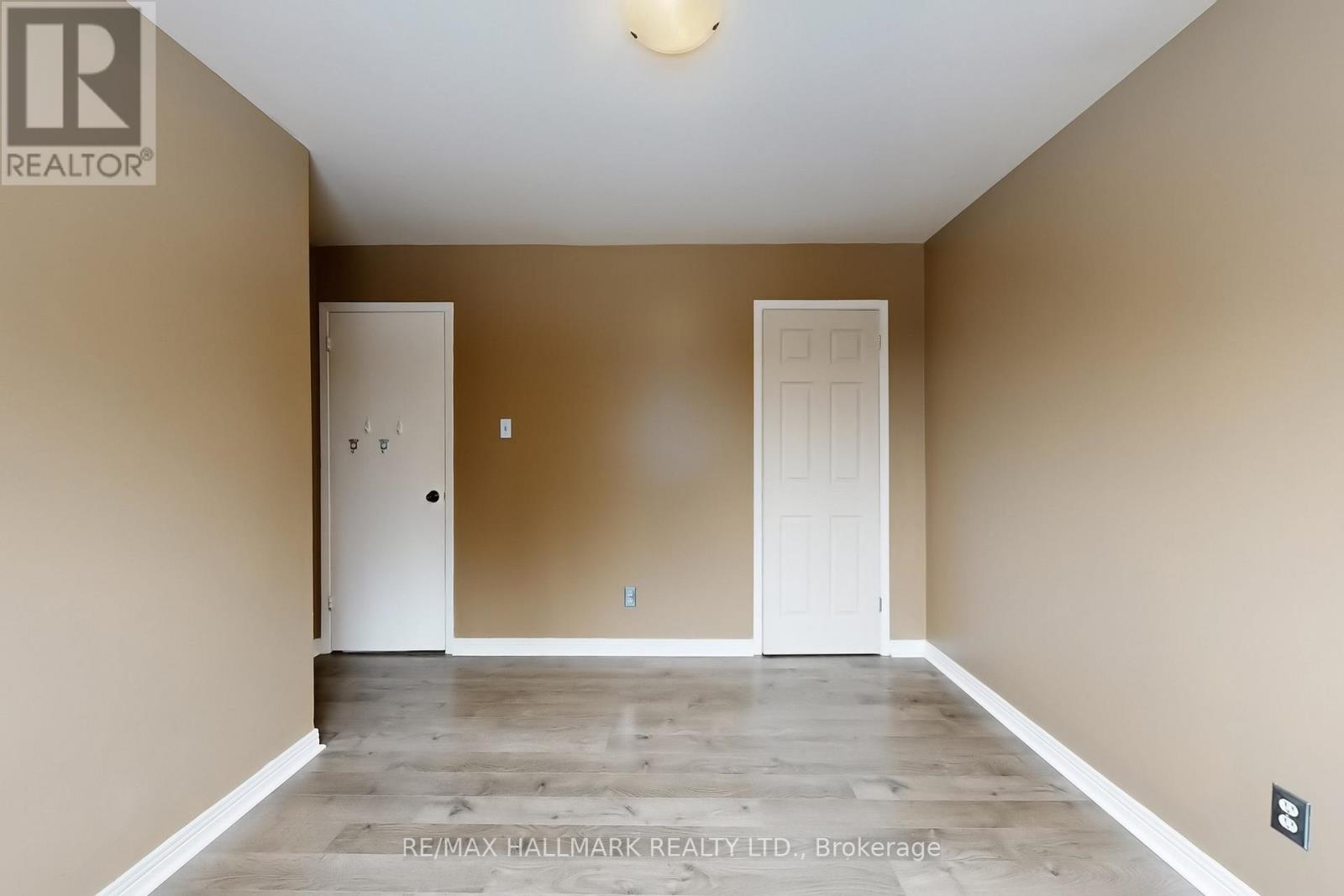 1022 Janette Street, Newmarket, Ontario  L3Y 3C5 - Photo 18 - N12816858