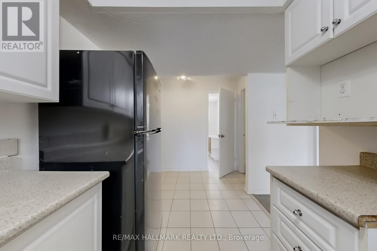 1022 Janette Street, Newmarket, Ontario  L3Y 3C5 - Photo 25 - N12816858