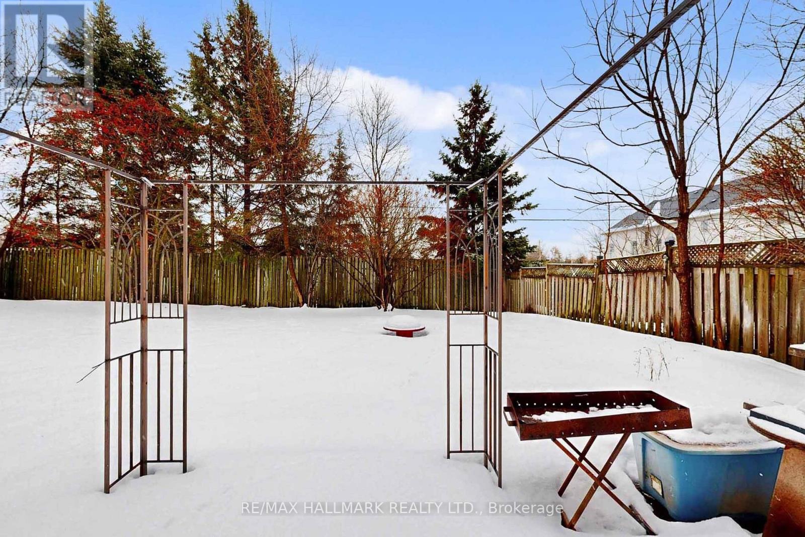 1022 Janette Street, Newmarket, Ontario  L3Y 3C5 - Photo 46 - N12816858