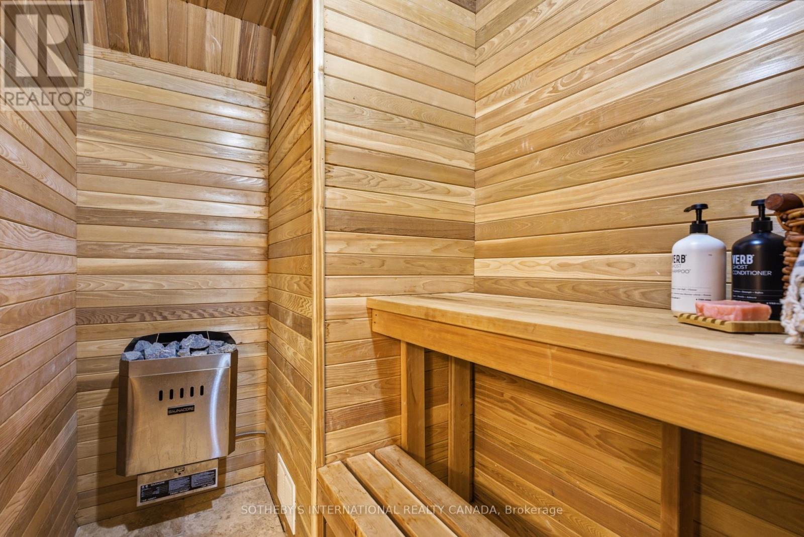 7 Ridgewood Court, Oro-Medonte (Horseshoe Valley), Ontario  L0L 2L0 - Photo 37 - S12816760