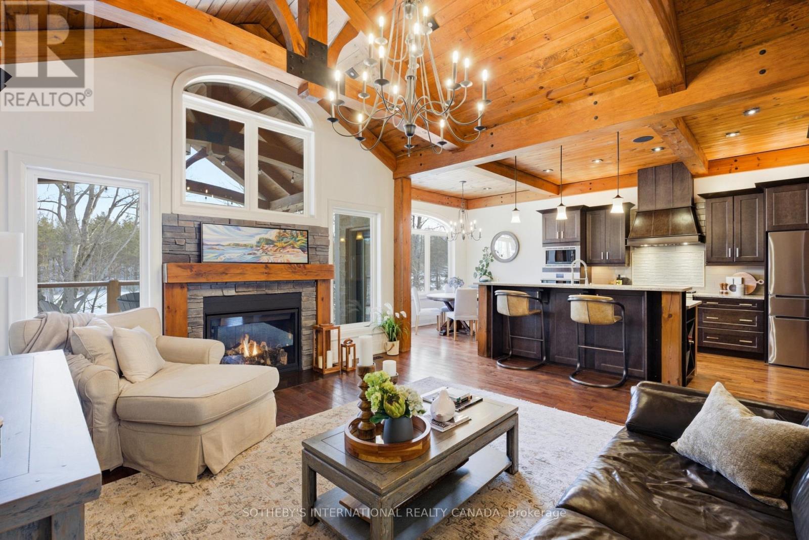 7 Ridgewood Court, Oro-Medonte (Horseshoe Valley), Ontario  L0L 2L0 - Photo 4 - S12816760