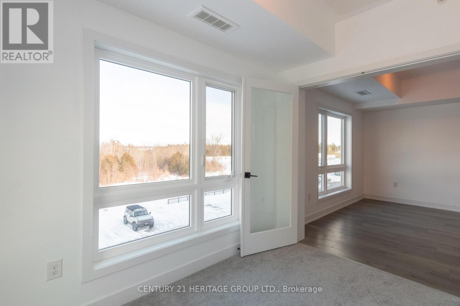 201 - 10 Culinary Lane, Barrie, Ontario L9J 0C2 - Photo 15 - S12816802