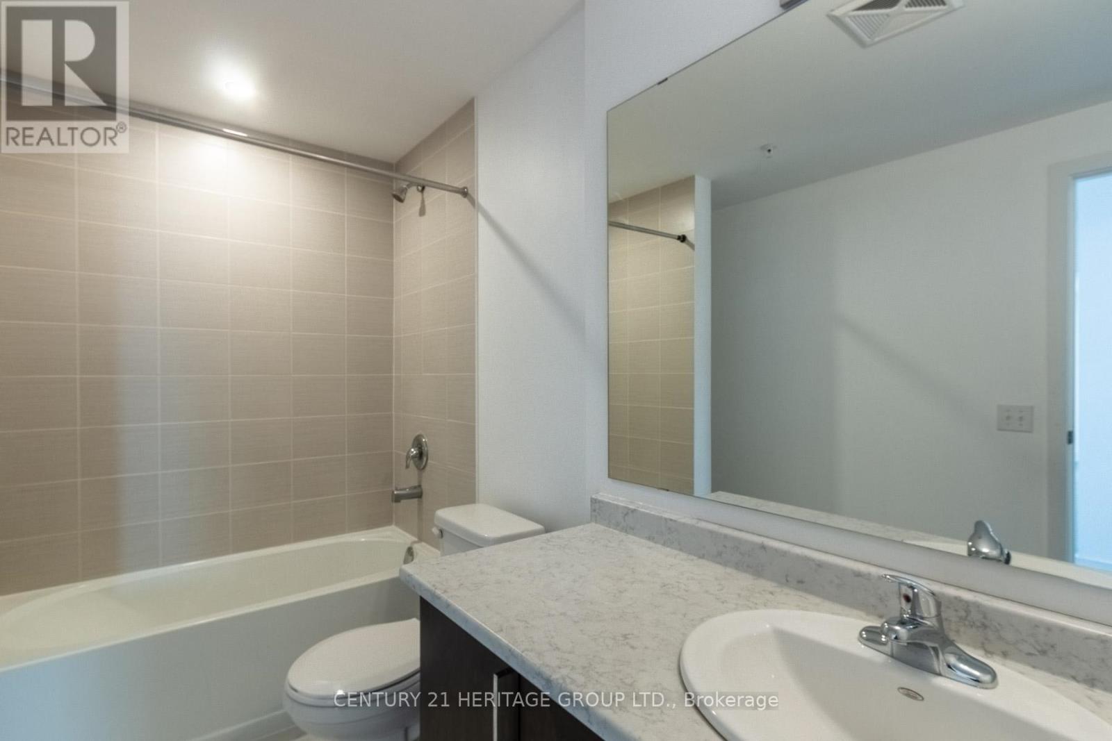 201 - 10 Culinary Lane, Barrie, Ontario L9J 0C2 - Photo 18 - S12816802