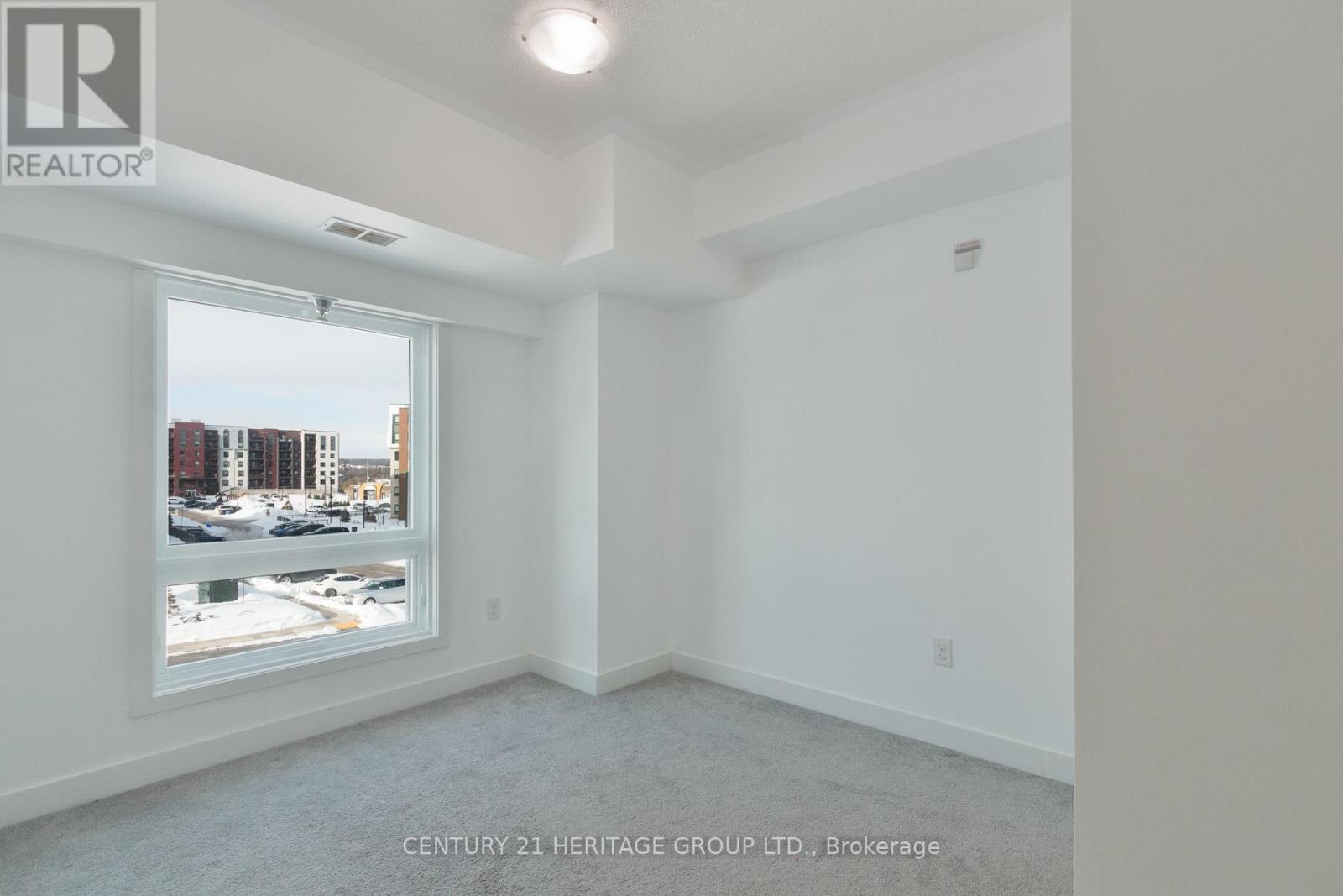 201 - 10 Culinary Lane, Barrie, Ontario L9J 0C2 - Photo 23 - S12816802