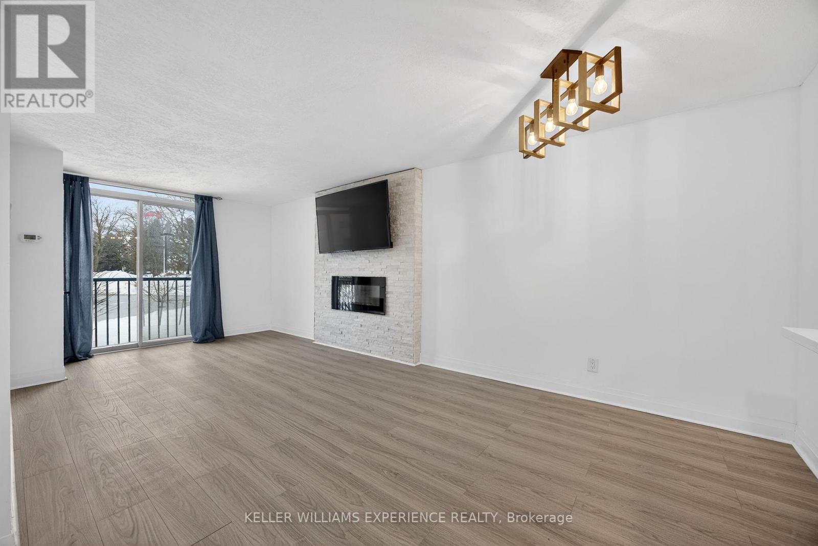 104 - 75 Ellen Street, Barrie, Ontario  L4N 7R6 - Photo 13 - S12816838