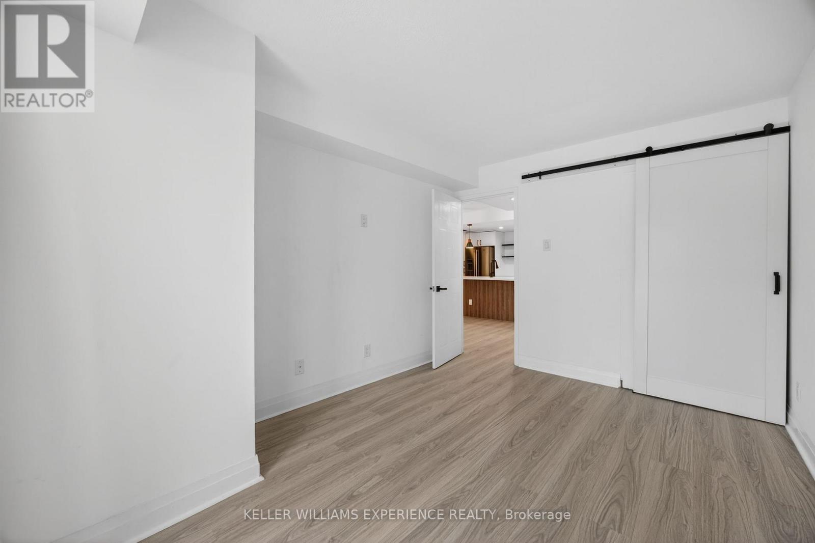 104 - 75 Ellen Street, Barrie, Ontario  L4N 7R6 - Photo 22 - S12816838