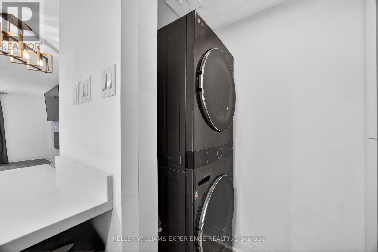 104 - 75 Ellen Street, Barrie, Ontario  L4N 7R6 - Photo 25 - S12816838