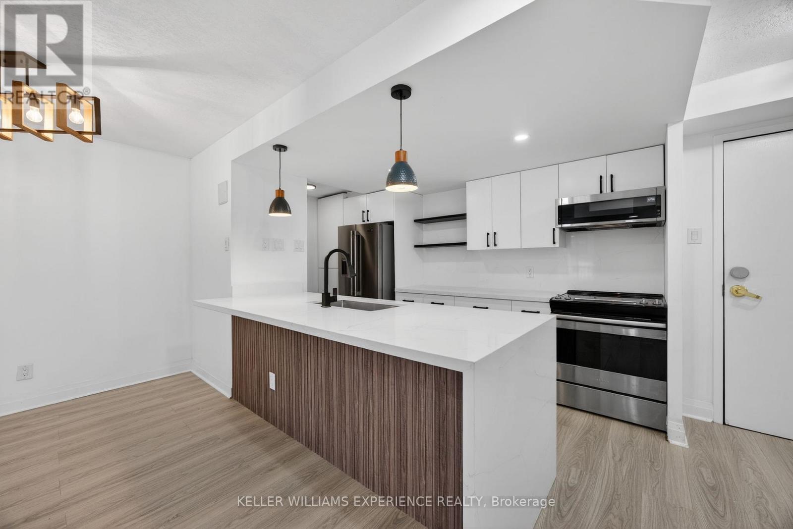 104 - 75 Ellen Street, Barrie, Ontario  L4N 7R6 - Photo 6 - S12816838