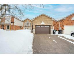 36 LESLIE AVENUE, Barrie, Ontario