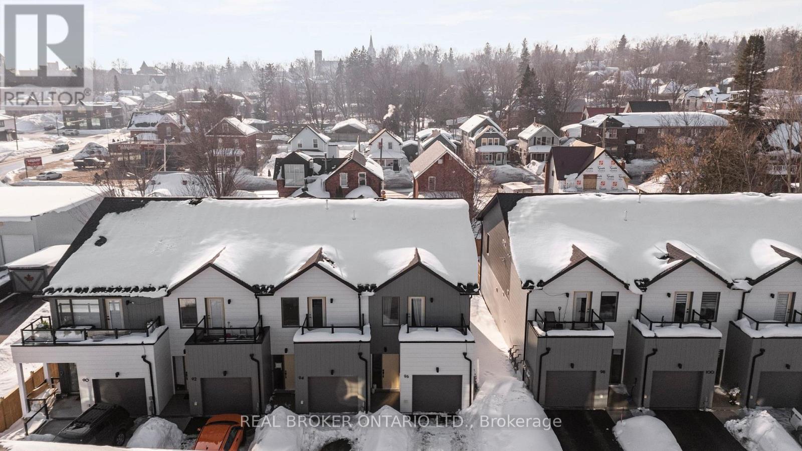 96 Sunshine Lane, Orillia, Ontario  L3V 7L8 - Photo 2 - S12816882