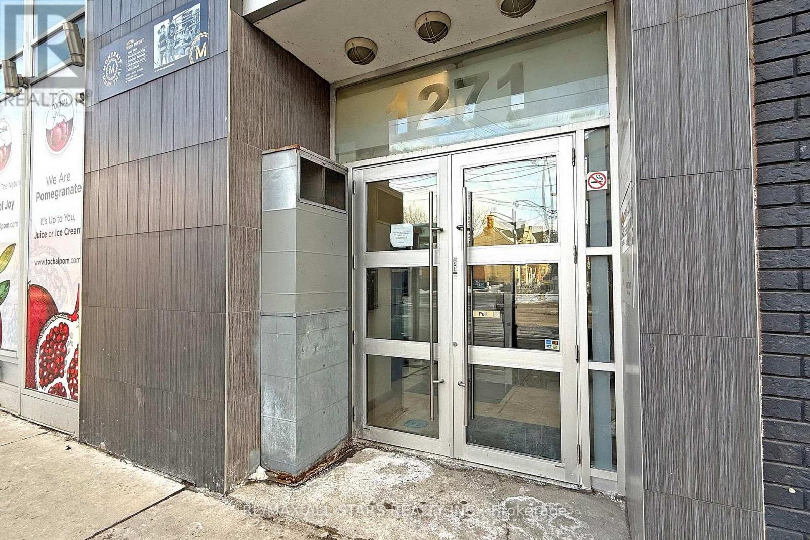 300 - 1269 Dundas Street W, Toronto, Ontario  M6J 1H1 - Photo 3 - C12815198
