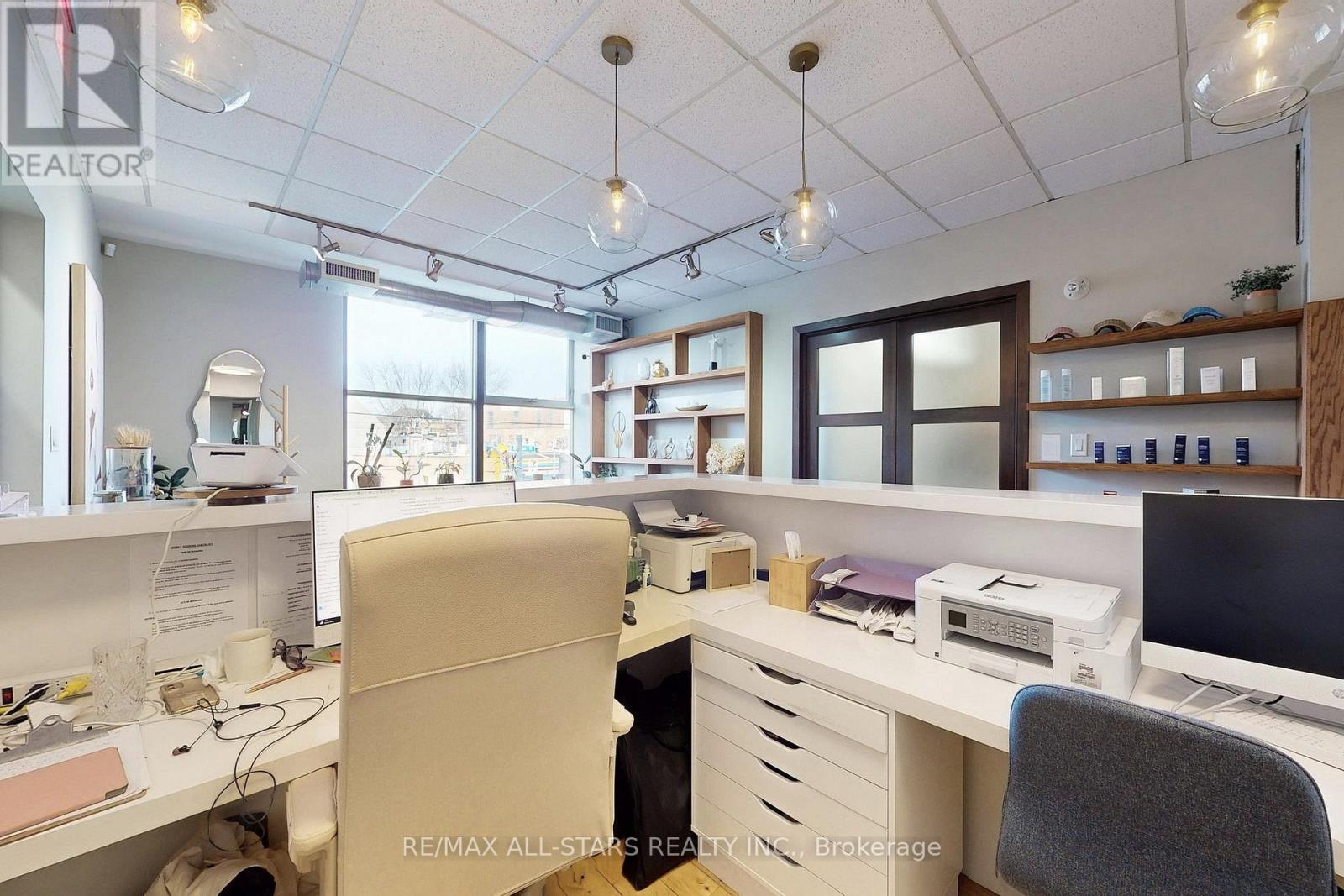 300 - 1269 Dundas Street W, Toronto, Ontario  M6J 1H1 - Photo 10 - C12815198